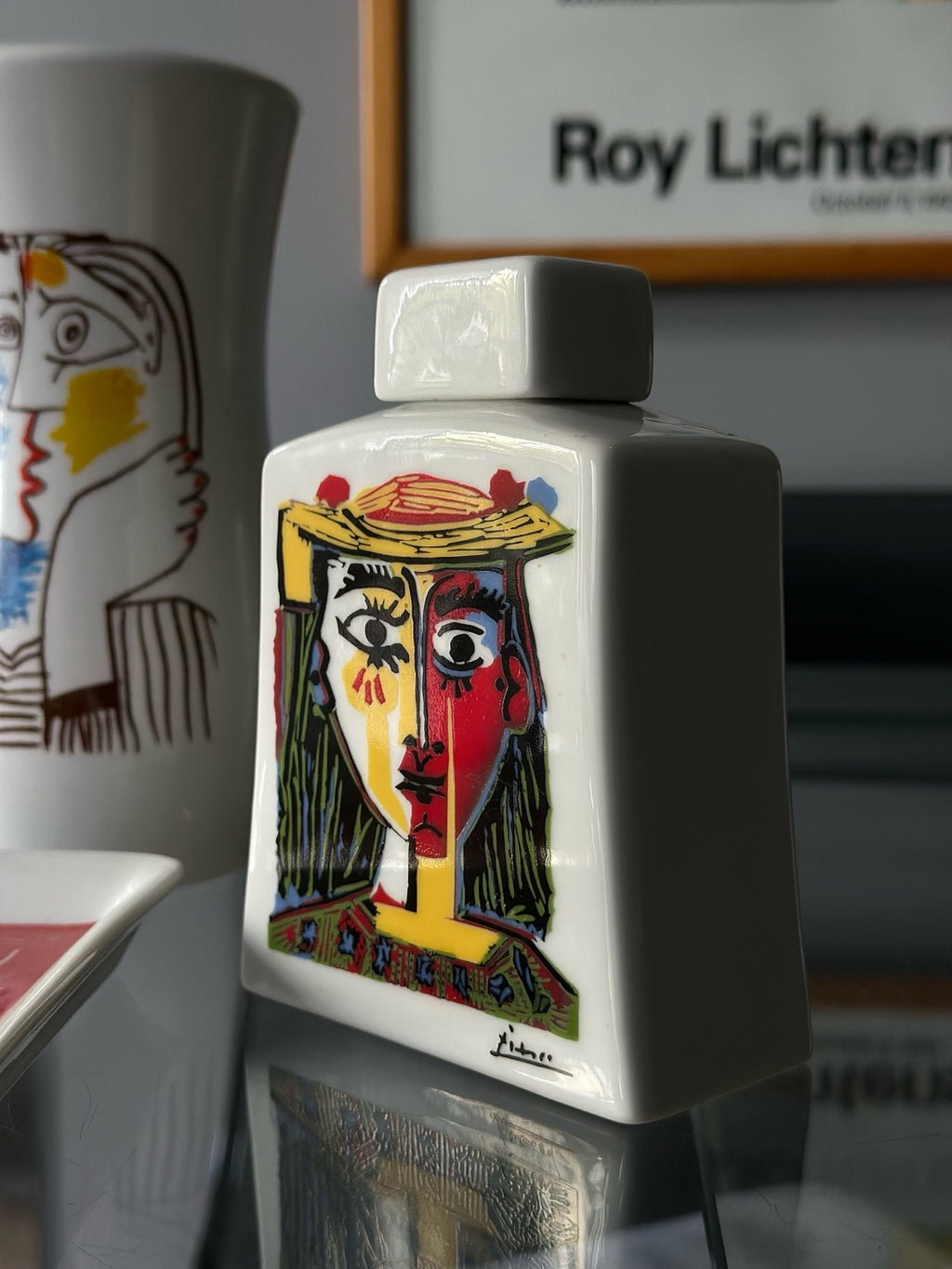 Picasso Buste de Femme au Chapeau à Pompons 1962 desenli Tognana MMI porselen kapaklı şişe