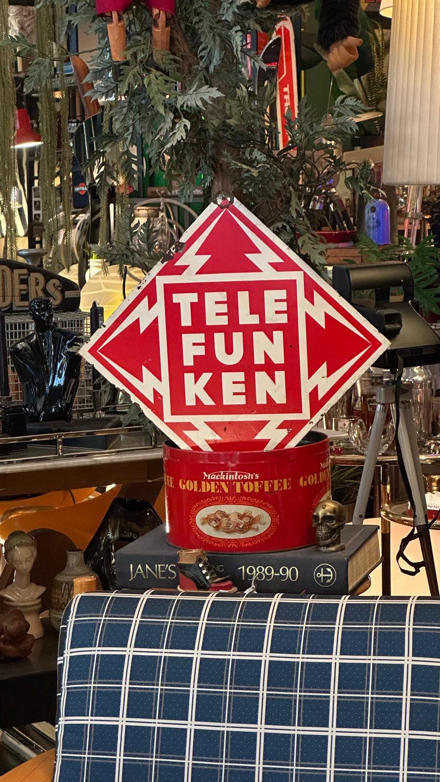 Telefunken Reklam Tabelası