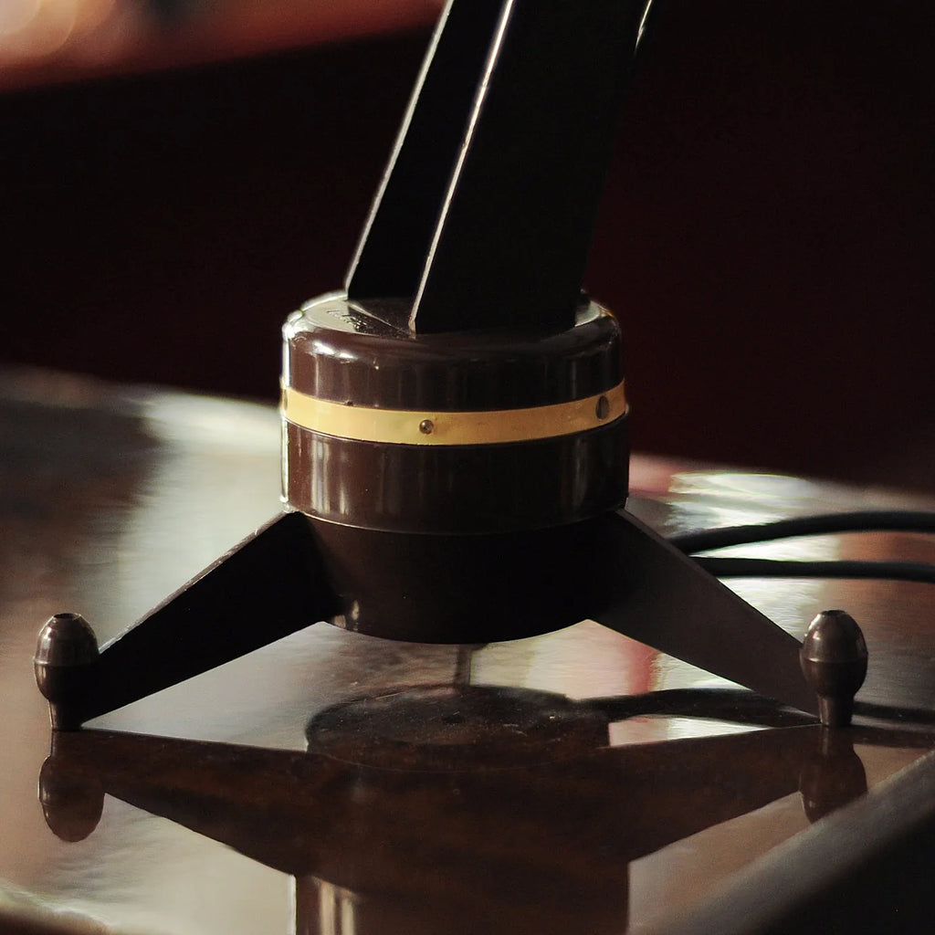 Vintage TV anteninin farklı açıdan görünümü