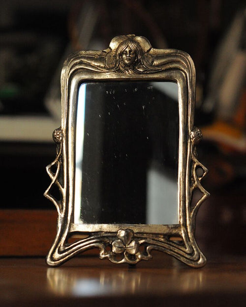 Art Nouveau Masa Aynası